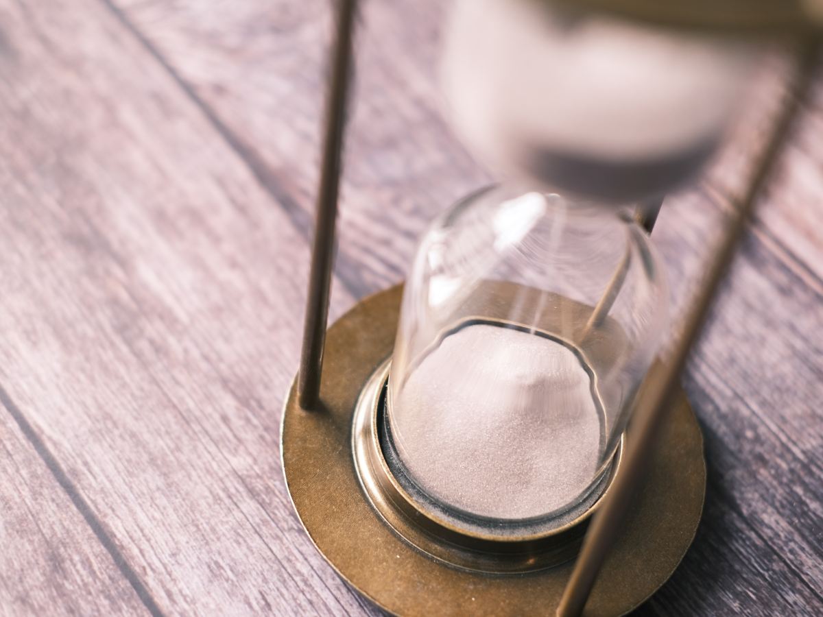 Love at first…hang?